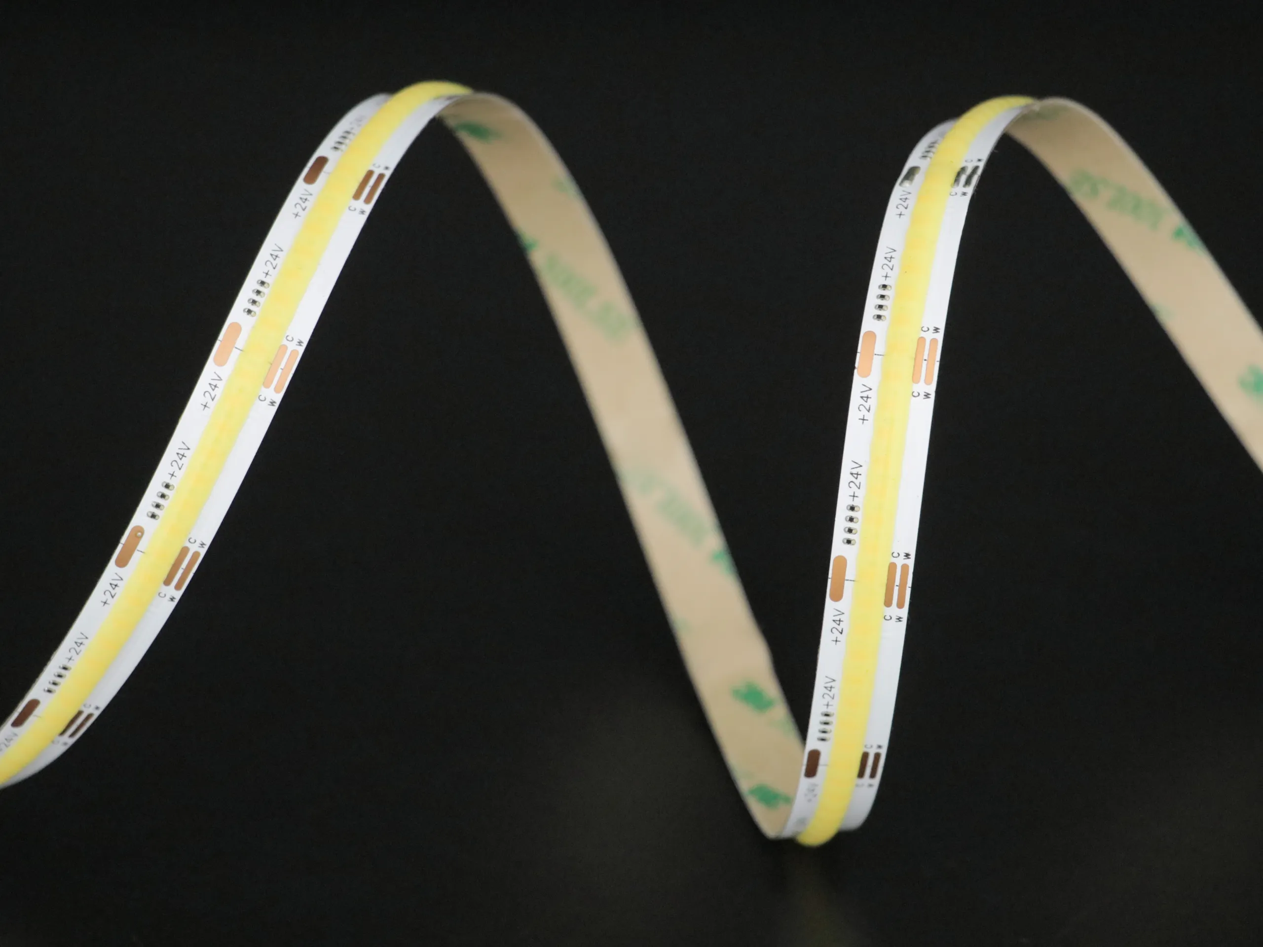 NOVA TAPE TW-未点亮.webp