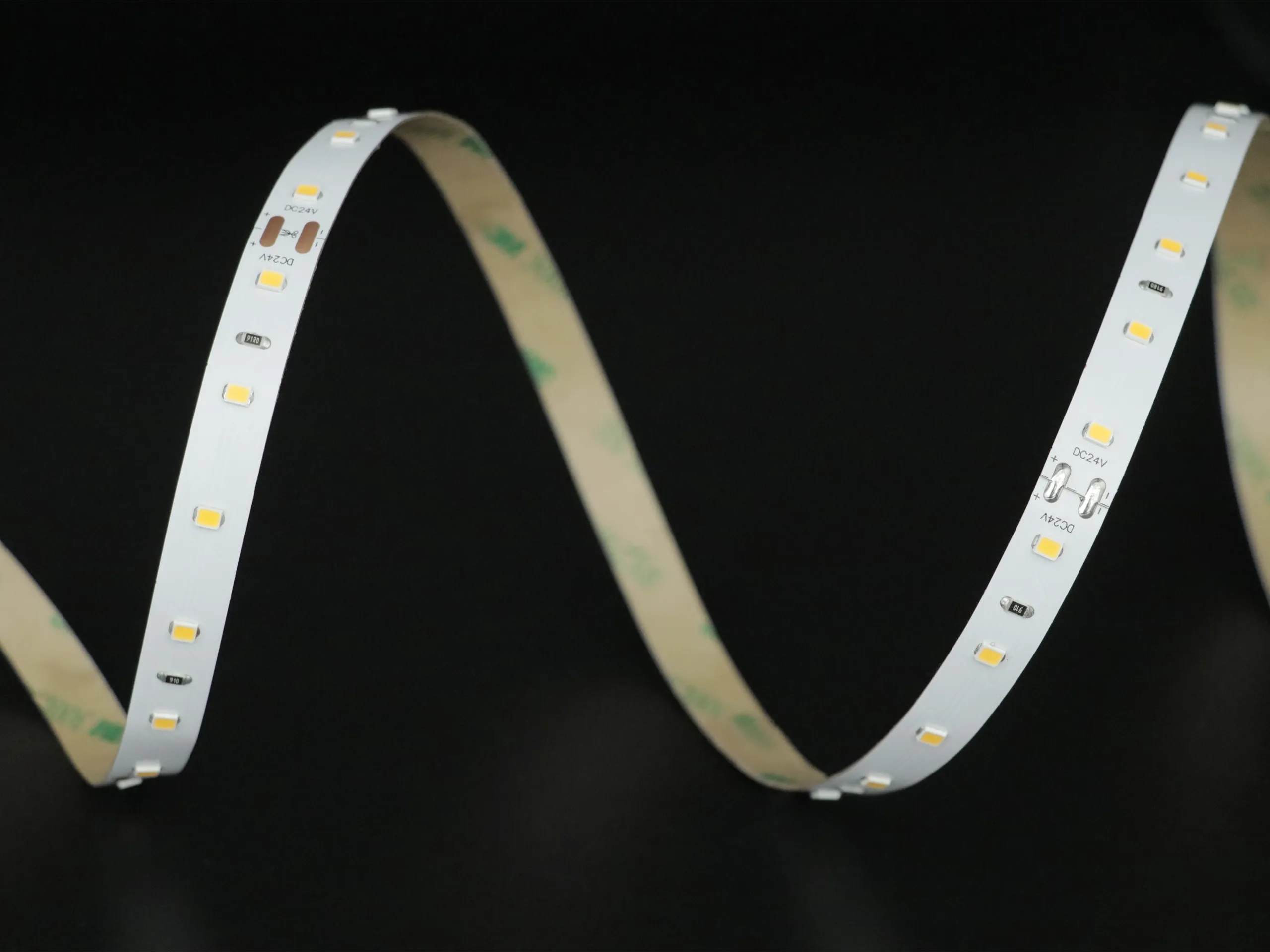 AERO TAPE ECO (60灯)-未点亮.webp
